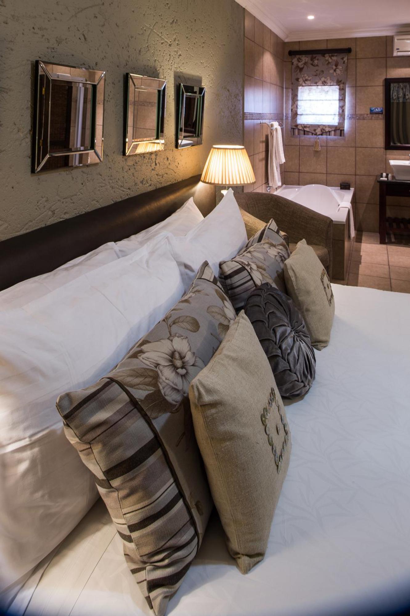 Villa Bali Luxury Guesthouse Bloemfontein Ruang foto