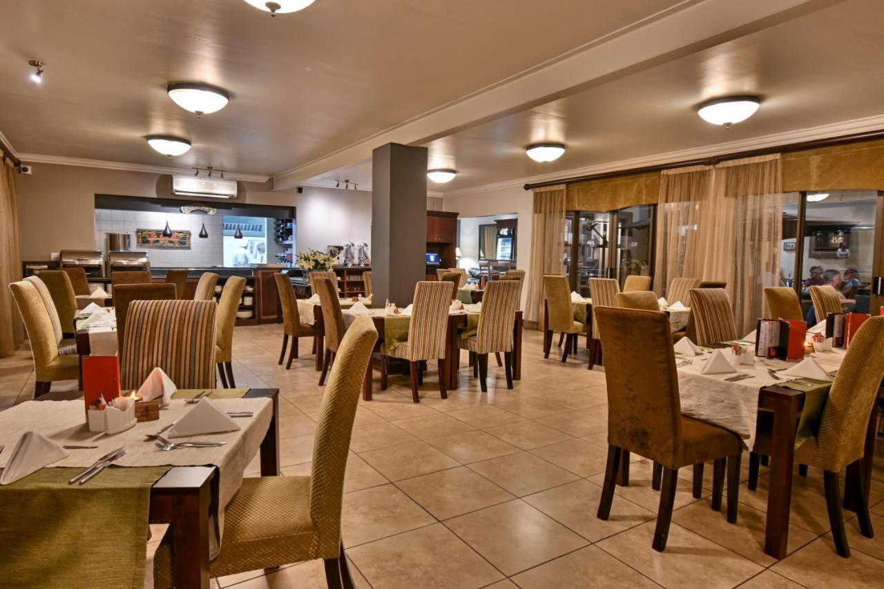 Villa Bali Luxury Guesthouse Bloemfontein Bagian luar foto