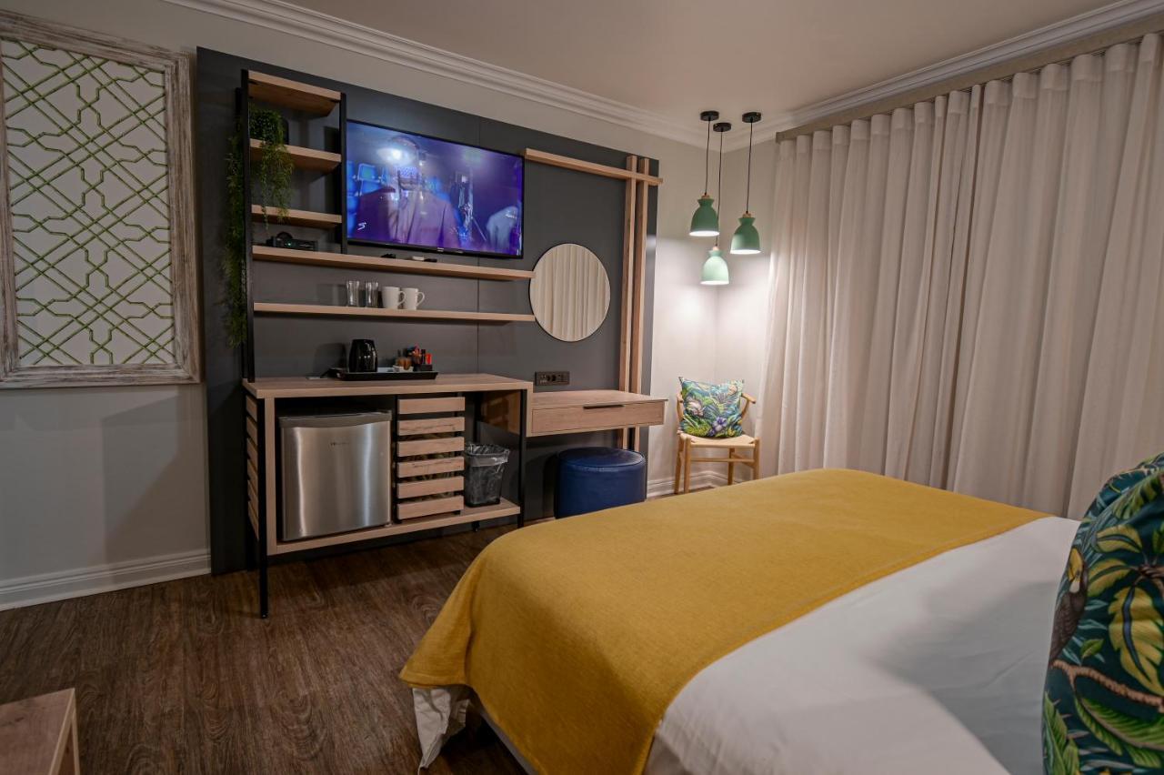 Villa Bali Luxury Guesthouse Bloemfontein Bagian luar foto